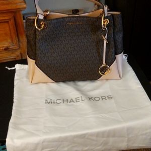 Michael kors shoulder bag